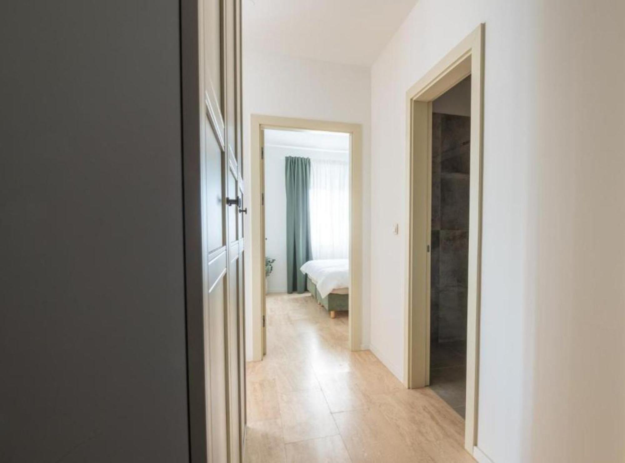 Apartment Kona - Free Parking & Self Check-In Ivanja Reka Extérieur photo